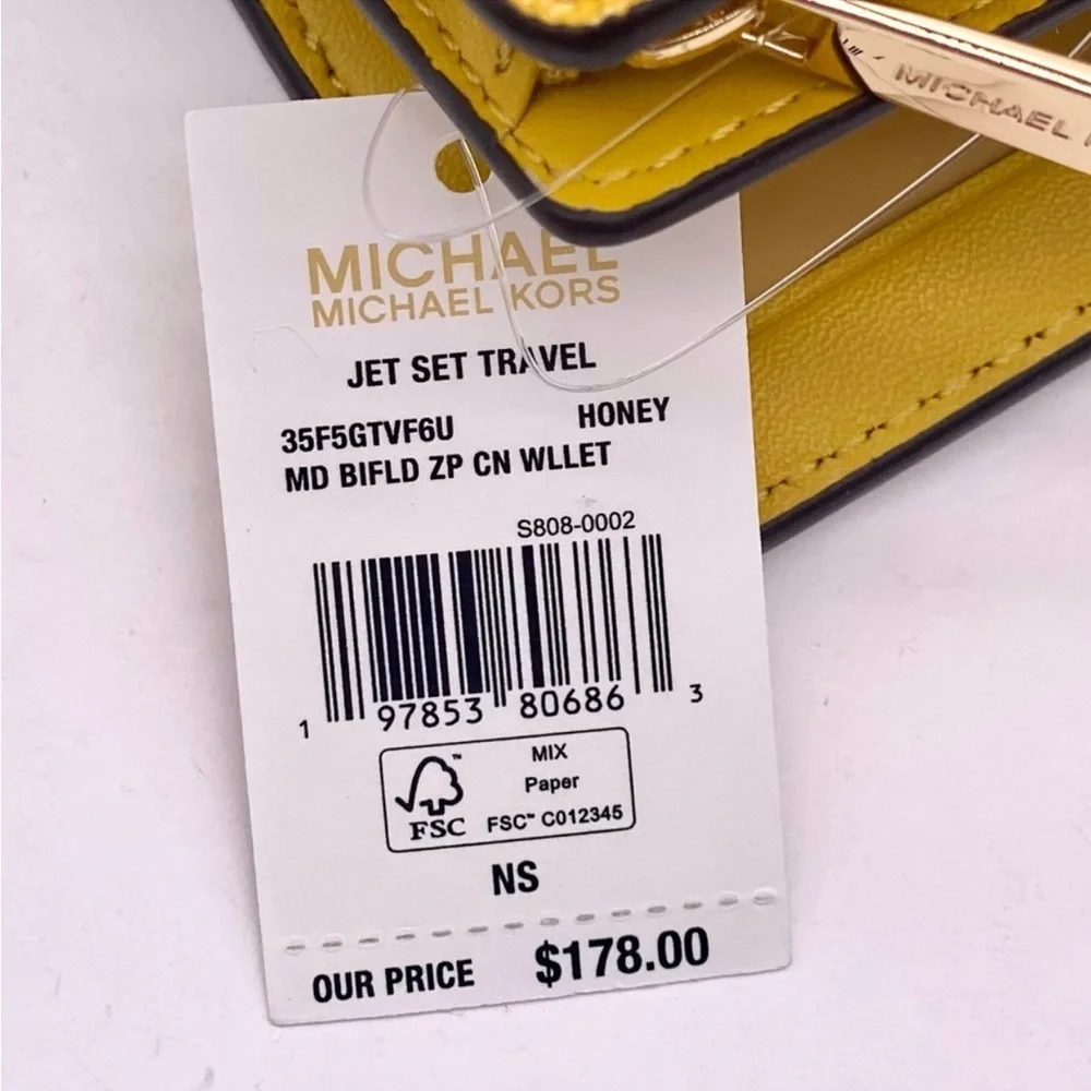 Michael Kors Jet Set Medium Printed Signature Logo Wallet
